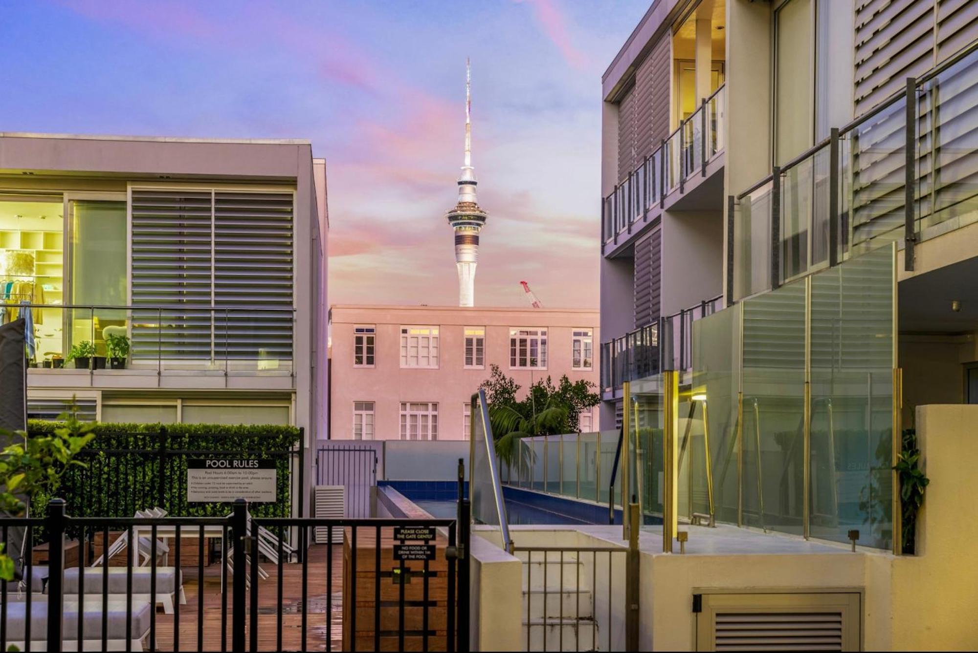 Luxury 2 Bed2Bath Penthouse Free Secure Carpark Apartment Auckland Exterior photo